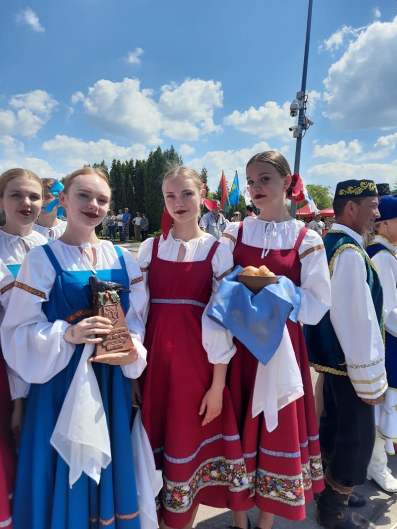 Фестиваль песни и музыки «Днепровские голоса в Дубровно» | 28.06.2022 |  Великие Луки - БезФормата